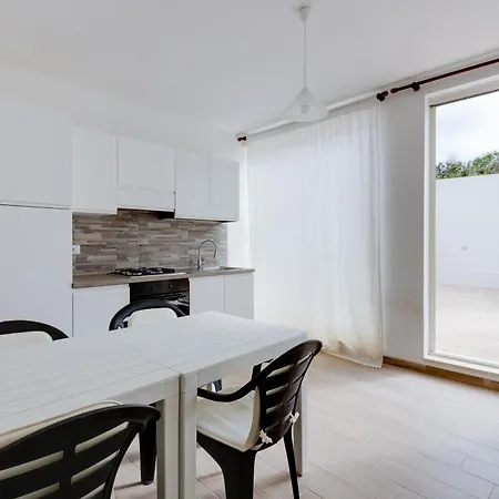 펜션 Babbo House Sa Rocca Tunda 푸트주 이두